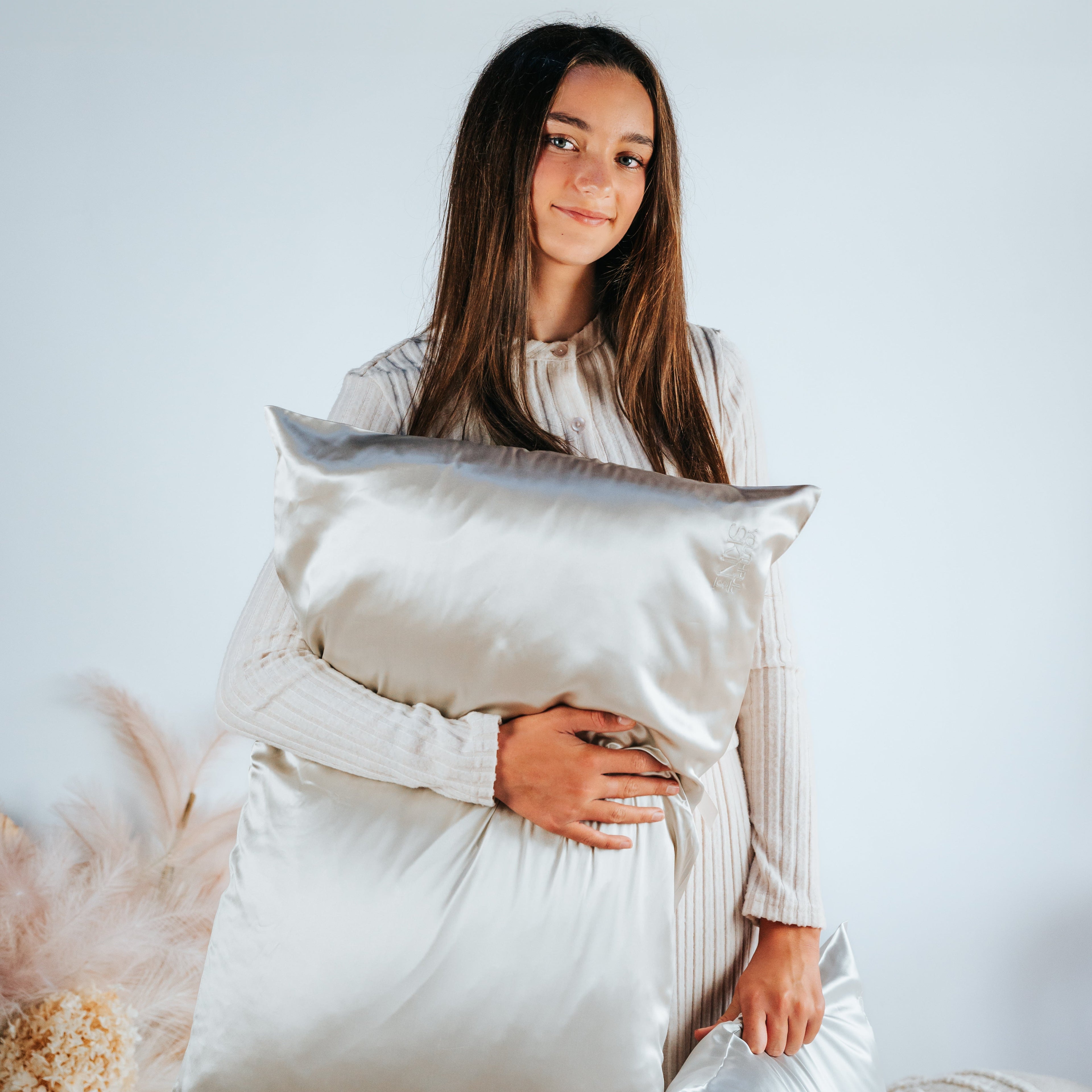 Silk Pillowcase Infused With Silver Ions