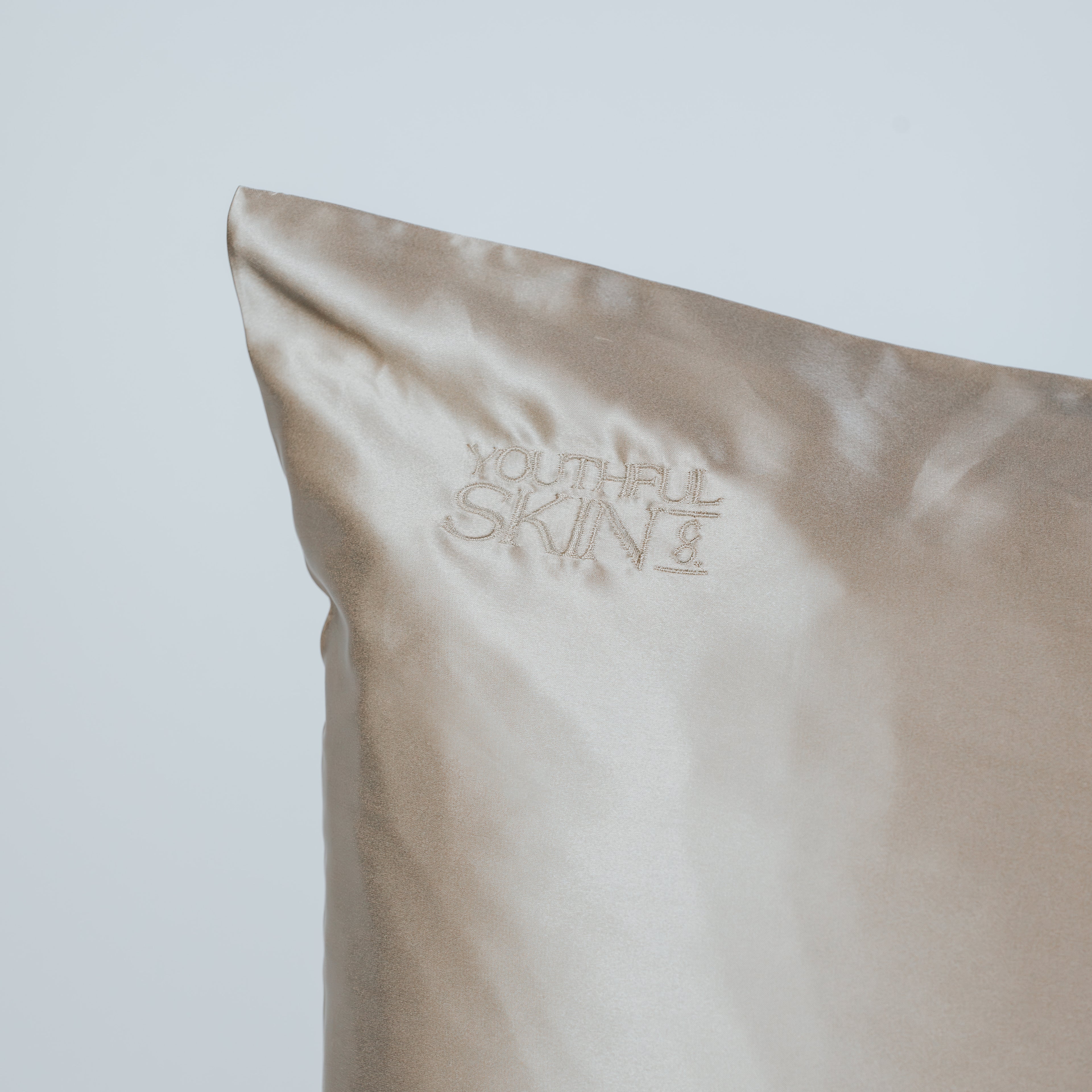 Silk Pillowcase Infused With Silver Ions